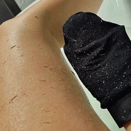 Two Exfoliating Gloves